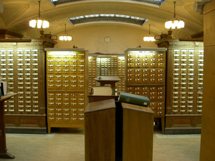 The card catalog in the nave of Sterling Memorial Library at Yale University. Picture by Henry Trotter, 2005.